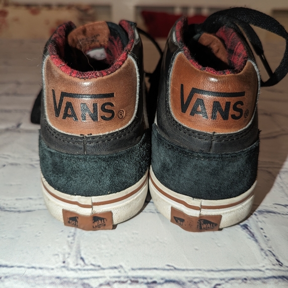 Suede Vans - Picture 5 of 5